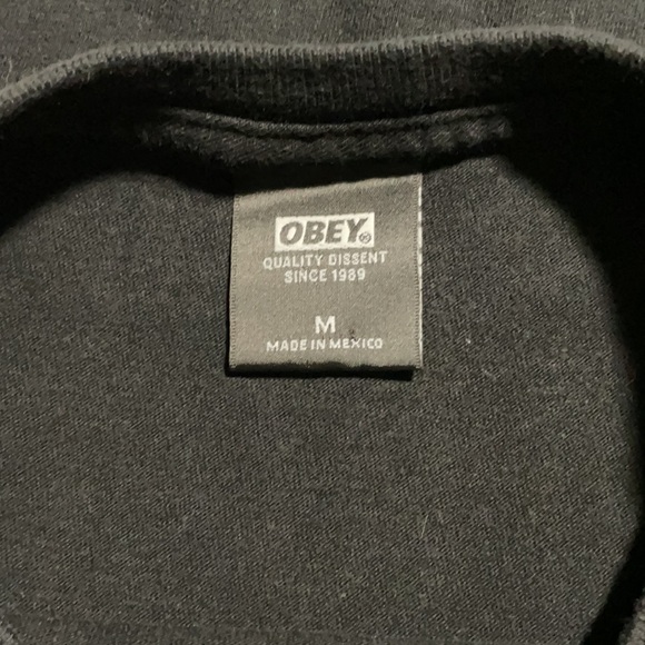 Obey tee - Picture 3 of 3
